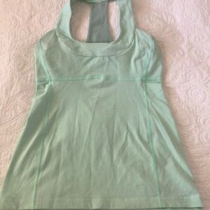 Lululemon workout tank